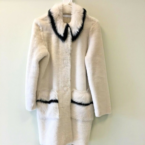 Inès & Maréchal White "Aquavit" Lambskin Coat - Picture 2 of 6